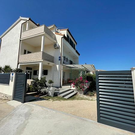 Holiday Home Sisko トロギール エクステリア 写真